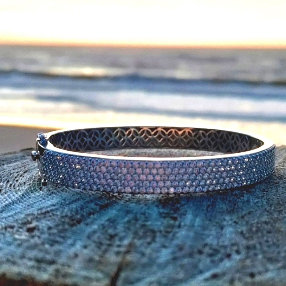 Sterling Silver 925 & lots of CZs Bangle Bracelet, click closure 2 safety clasps